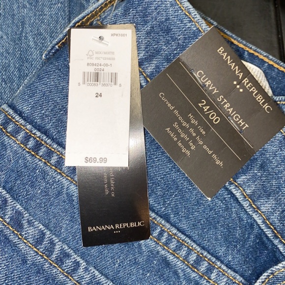 Banana Republic Curvy Straight Jeans - Picture 4 of 4